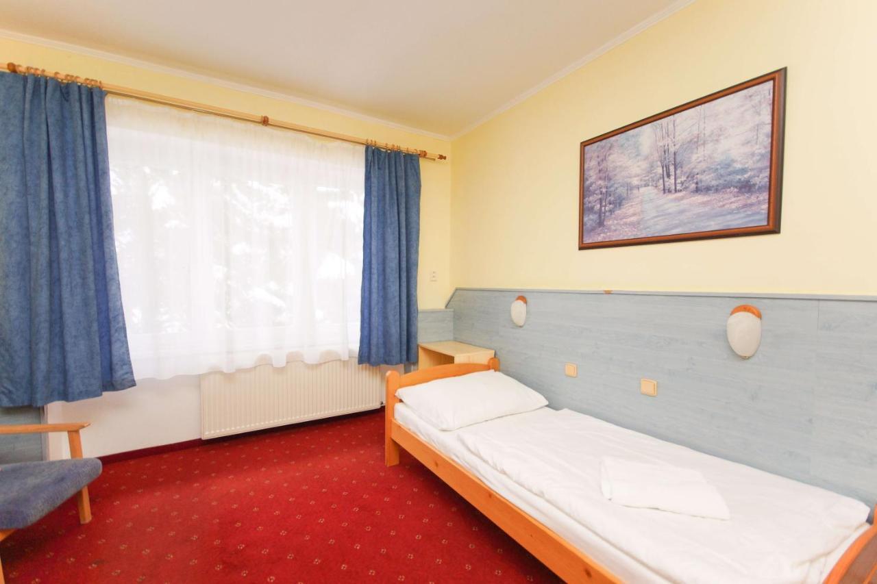 Sport Hotel Gejzirpark Karlovy Vary Kültér fotó