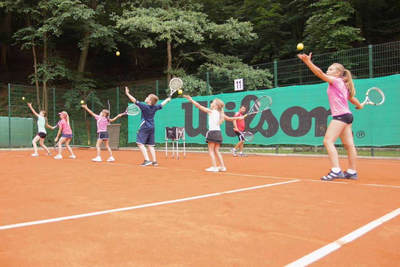 Sport Hotel Gejzirpark Karlovy Vary Kültér fotó